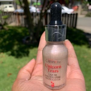 Beauty creations- Unicorn Tears Highlighter